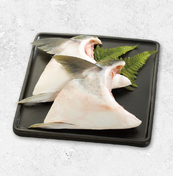 超級肥厚的青甘魚下巴